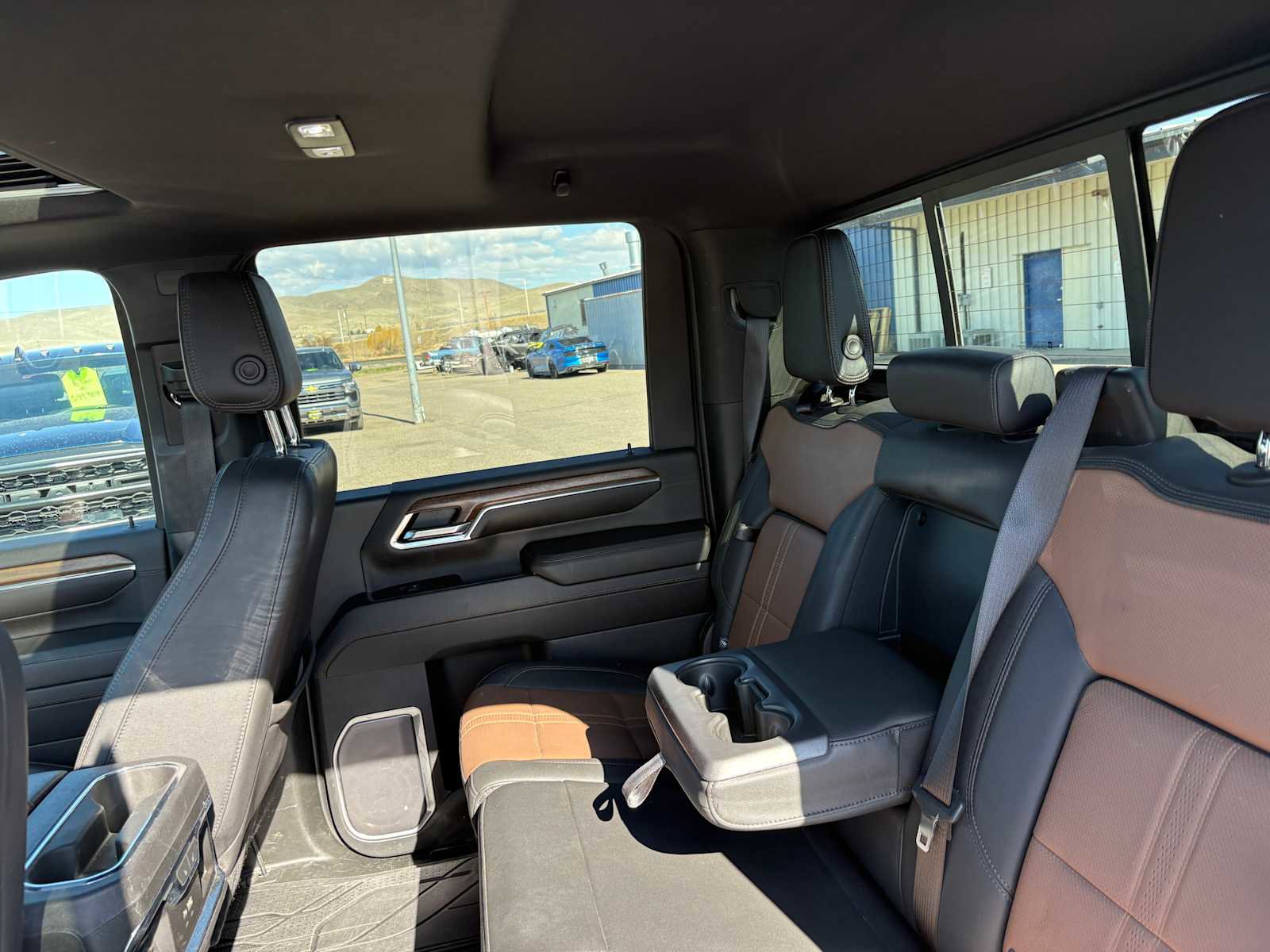 Used 2024 Chevrolet Silverado 3500 High Country w/ Technology Package AWD/4WD image 36