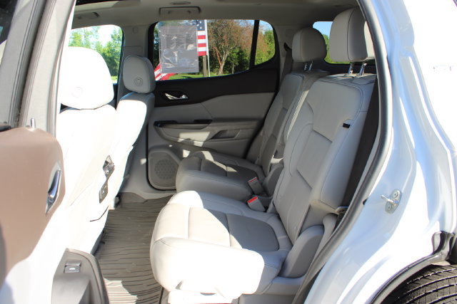 Used 2021 GMC Acadia SLT w/ Premium Package AWD/4WD image 41