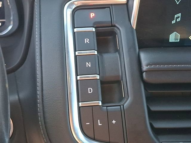 Used 2022 Chevrolet Tahoe Z71 AWD/4WD image 14