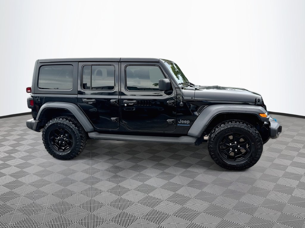 Certified 2023 Jeep Wrangler Unlimited w/ 8.4" Radio Group AWD/4WD image 5