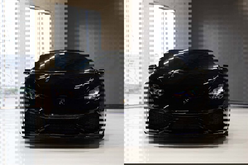 Used 2015 Lamborghini Huracan LP 610-4 image 3