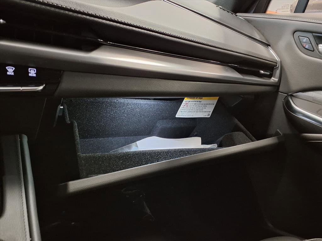 Certified 2025 Cadillac XT4 Premium Luxury image 31