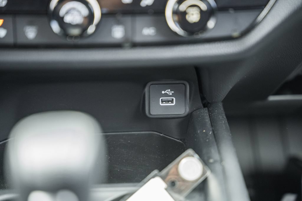 Used 2024 Honda HR-V LX image 21