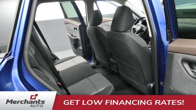 Used 2023 Nissan Rogue SV AWD/4WD image 14