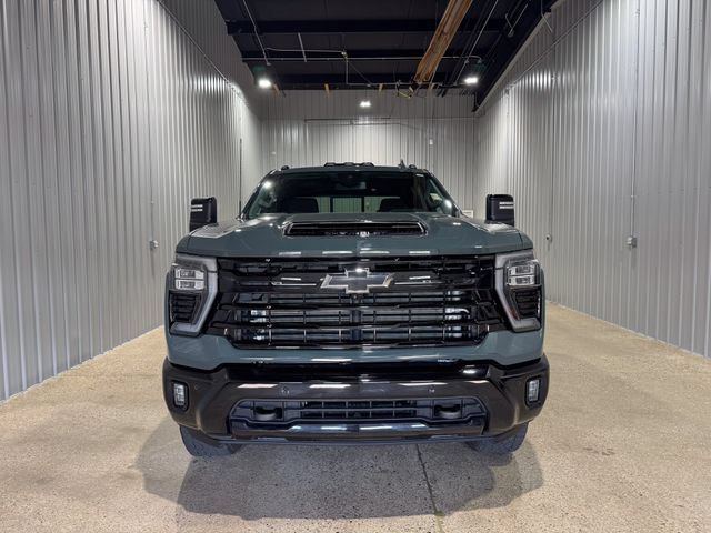 Used 2025 Chevrolet Silverado 2500 LTZ w/ Trail Boss Package AWD/4WD image 9