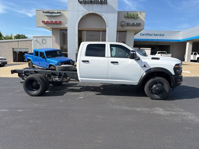 New 2026 RAM 5500 Tradesman AWD/4WD image 2