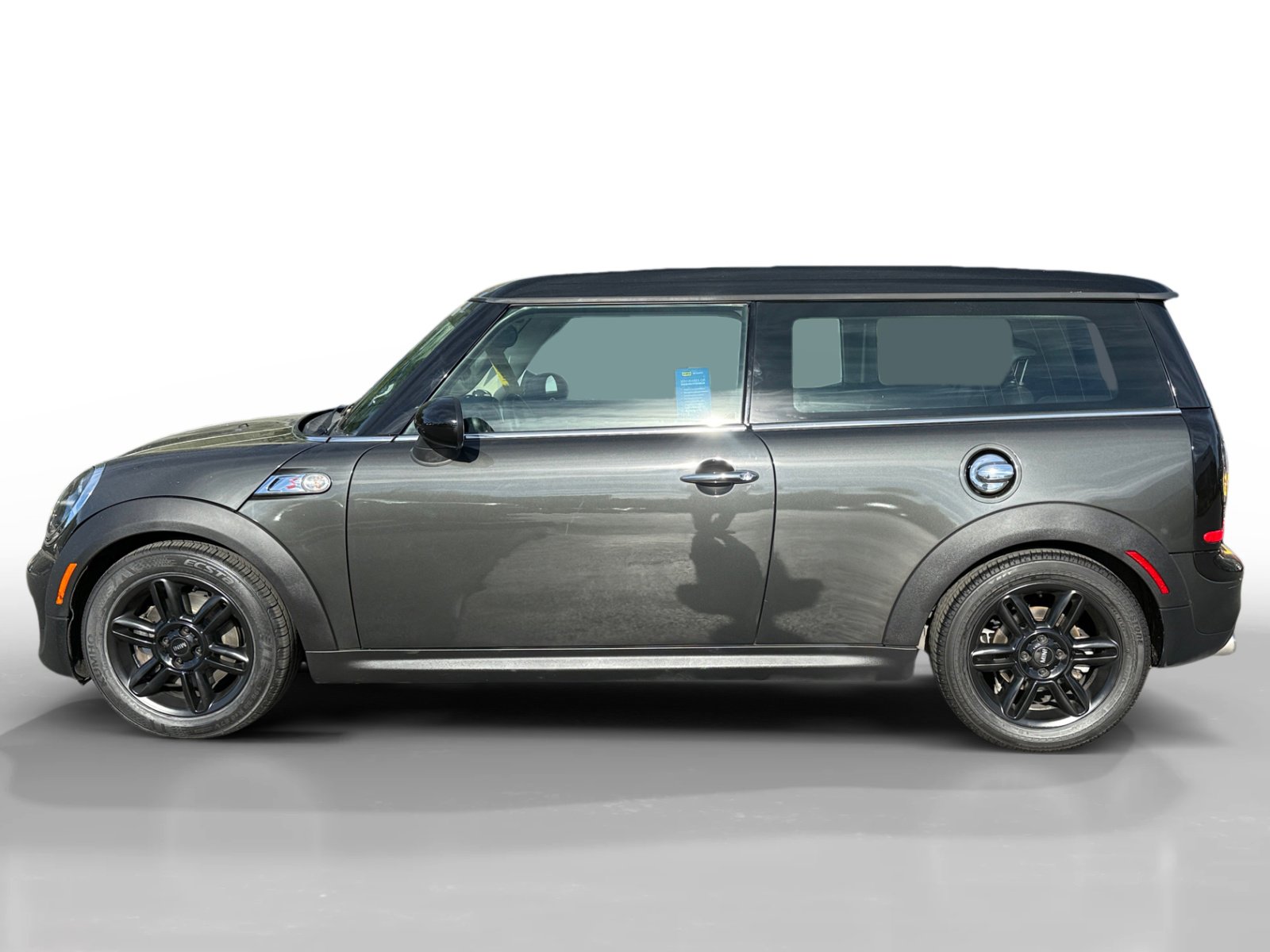 Used 2013 MINI Cooper Clubman S image 2