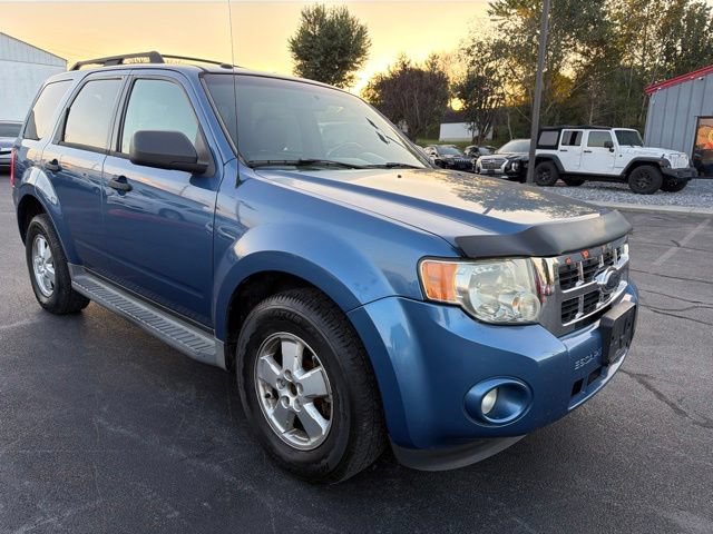 Used 2009 Ford Escape XLT AWD/4WD image 2
