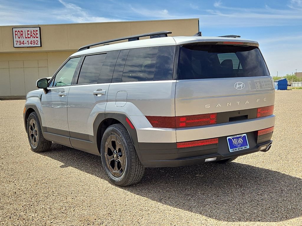 Used 2025 Hyundai Santa Fe SEL AWD/4WD image 3