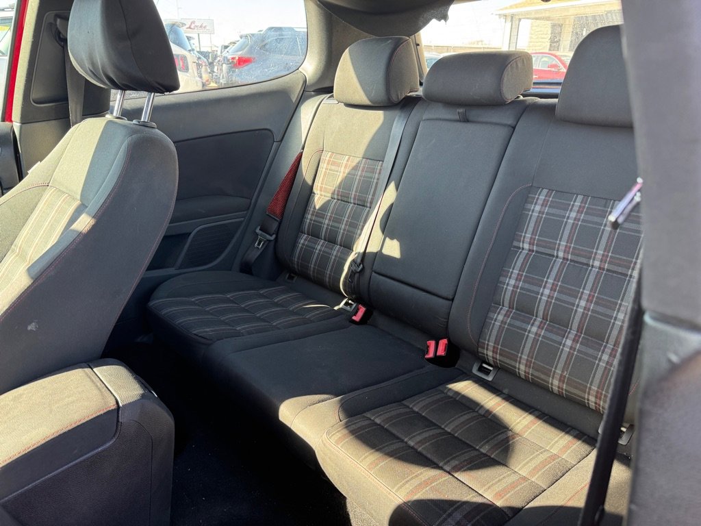 Used 2013 Volkswagen GTI 2-Door image 11