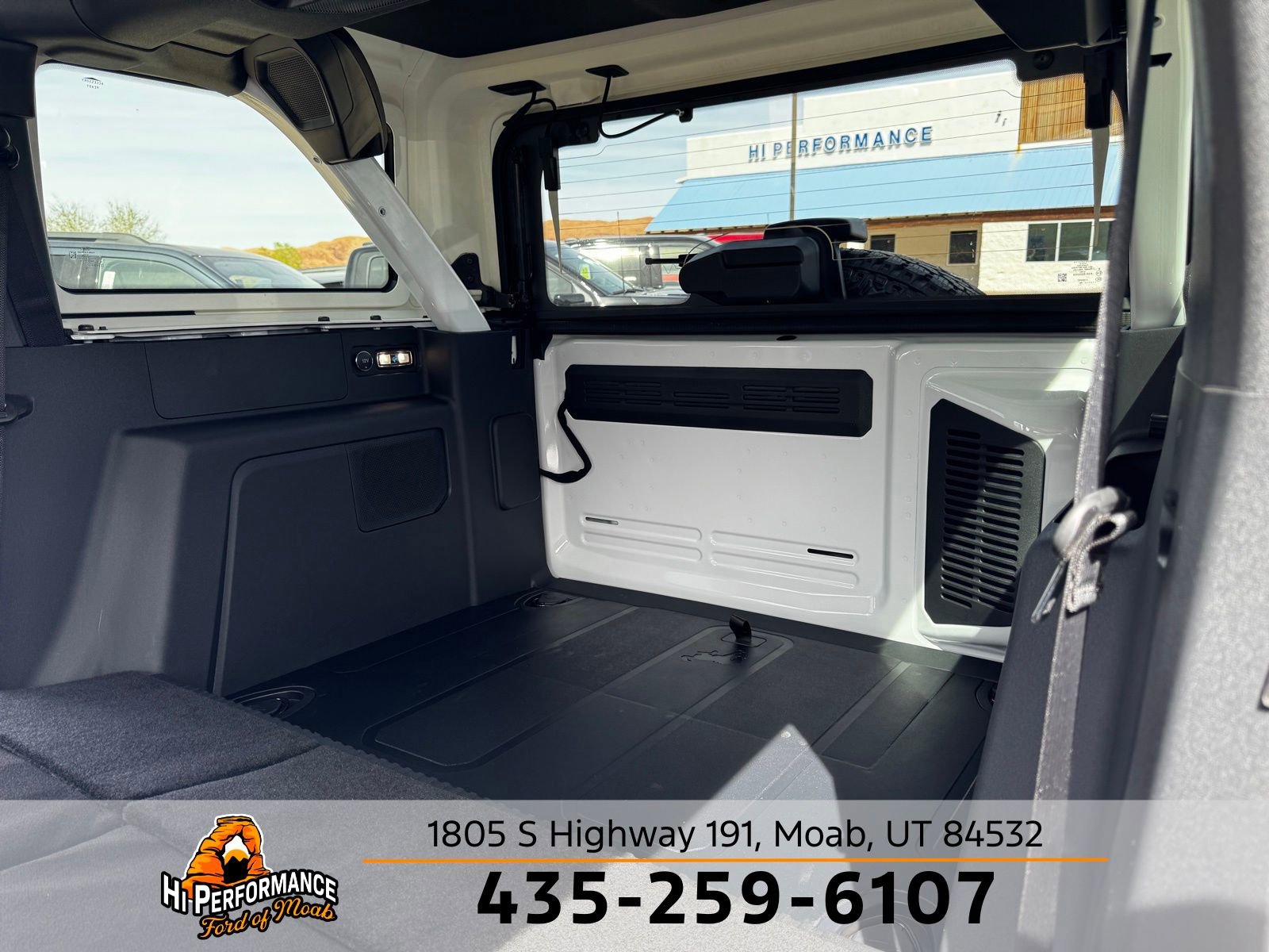 New 2026 Ford Bronco Badlands w/ Sasquatch Package AWD/4WD image 60