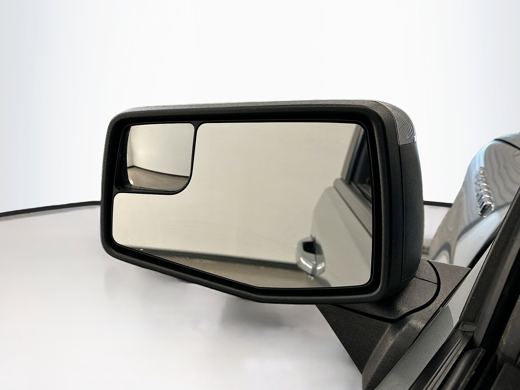 Used 2024 Chevrolet Silverado 1500 LT image 16