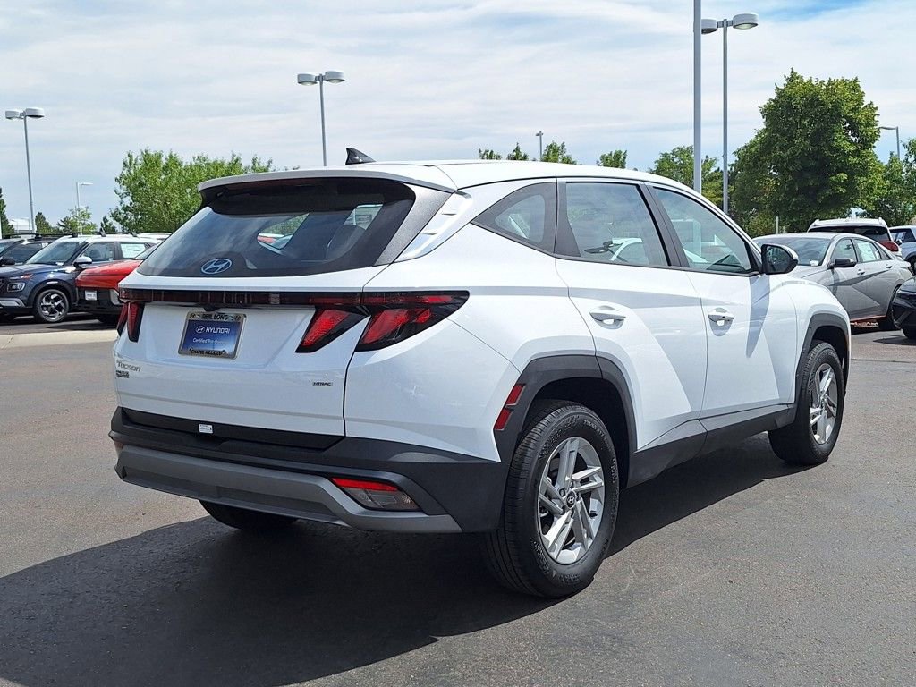 New 2025 Hyundai Tucson SE video 3