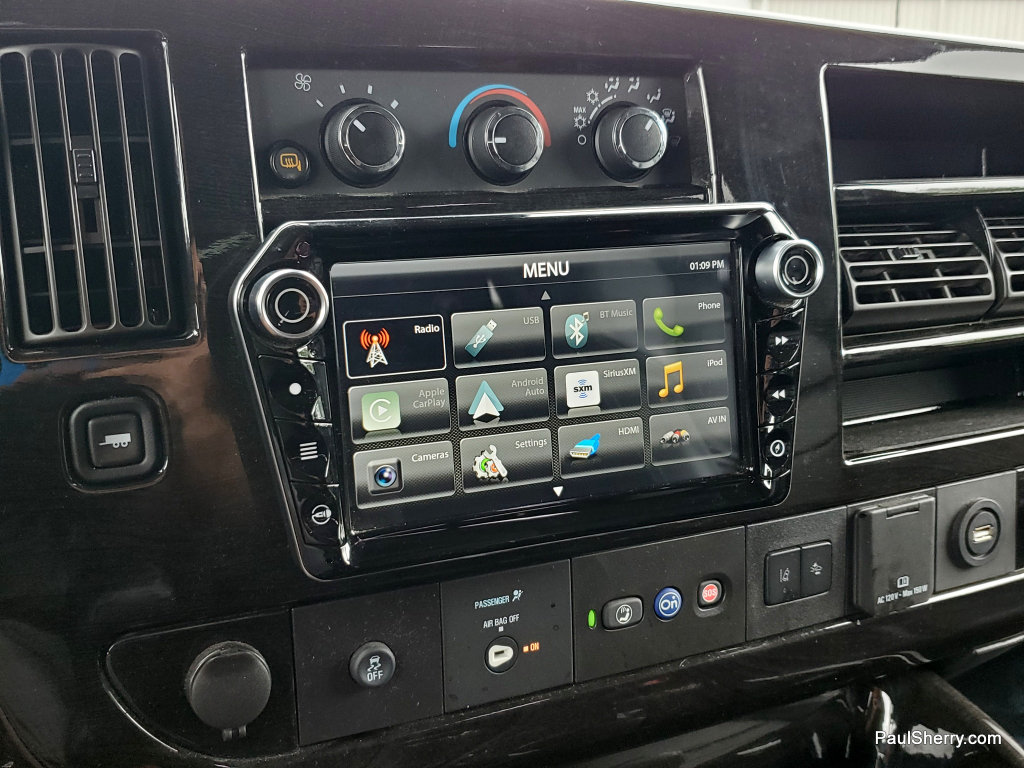 Used 2021 GMC Savana 3500 LS w/ Chrome Appearance Package RWD image 55