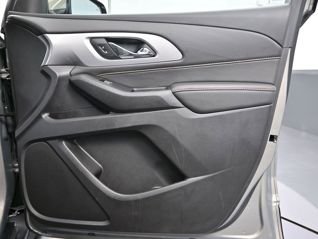 Used 2019 Chevrolet Traverse LT image 48