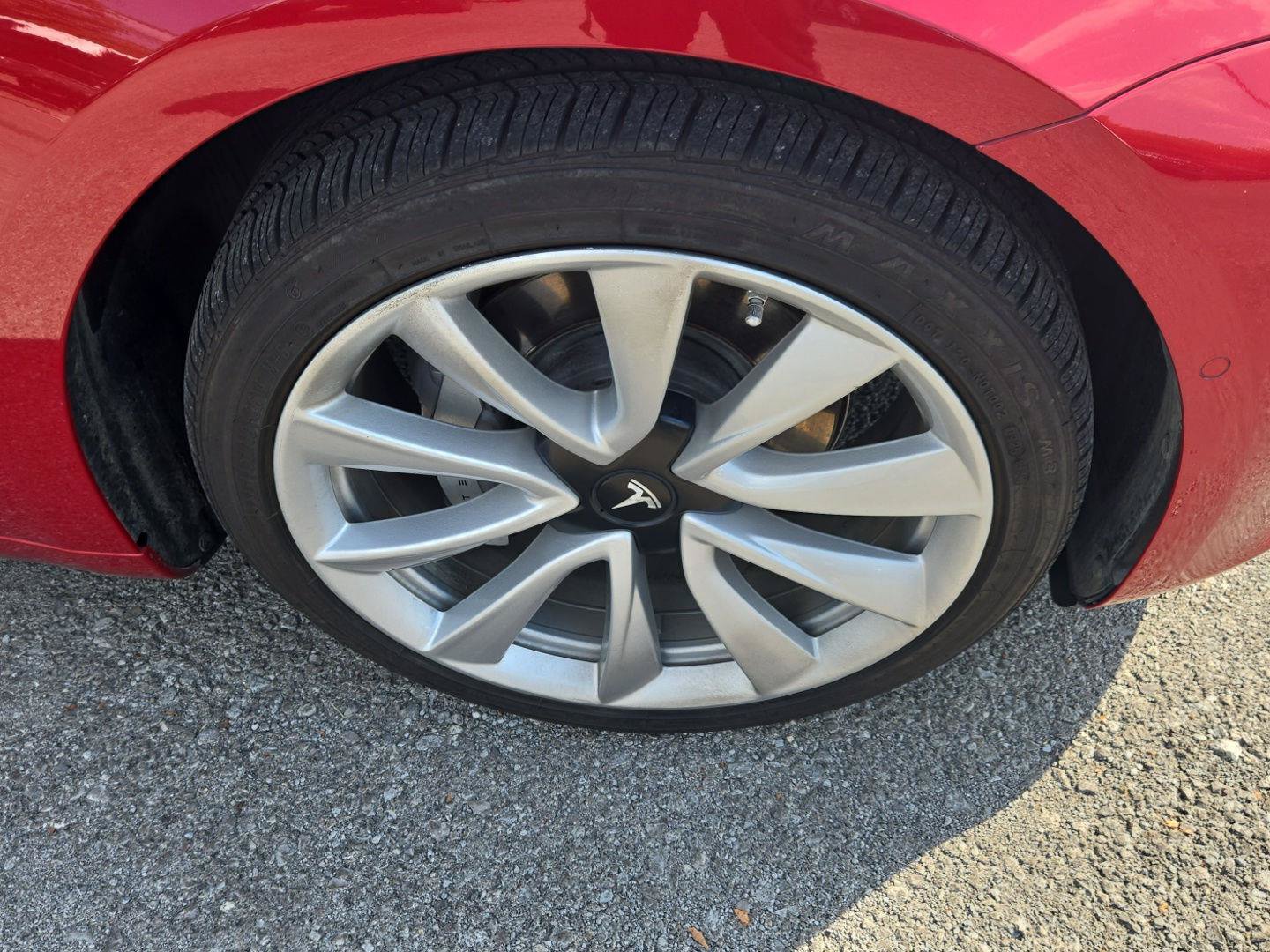 Used 2018 Tesla Model 3 Long Range AWD/4WD image 9