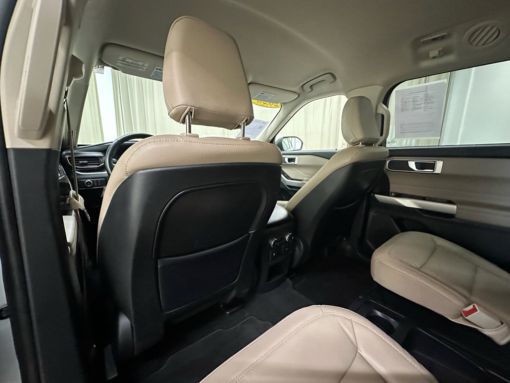 Used 2020 Ford Explorer XLT w/ Equipment Group 202A image 25