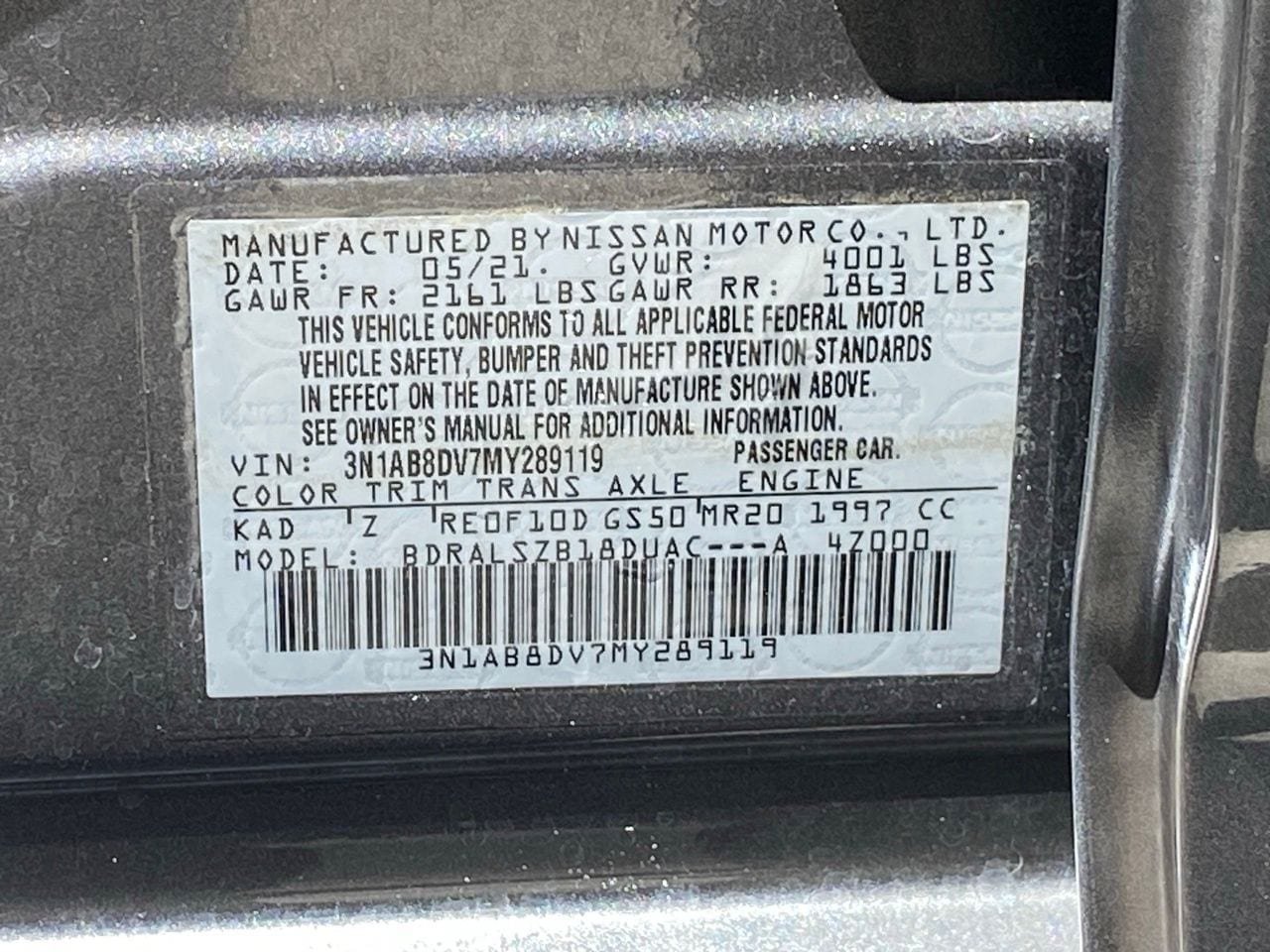 Used 2021 Nissan Sentra SR w/ SR Premium Package FWD image 12