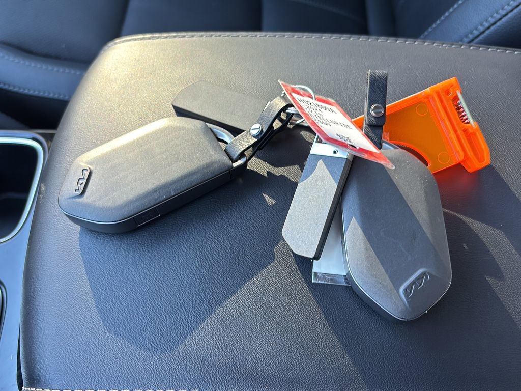 Used 2024 Kia Telluride EX w/ EX Captain's Chair Package image 44