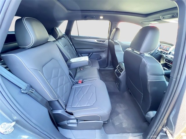 New 2024 Volkswagen Atlas Cross Sport SE image 26