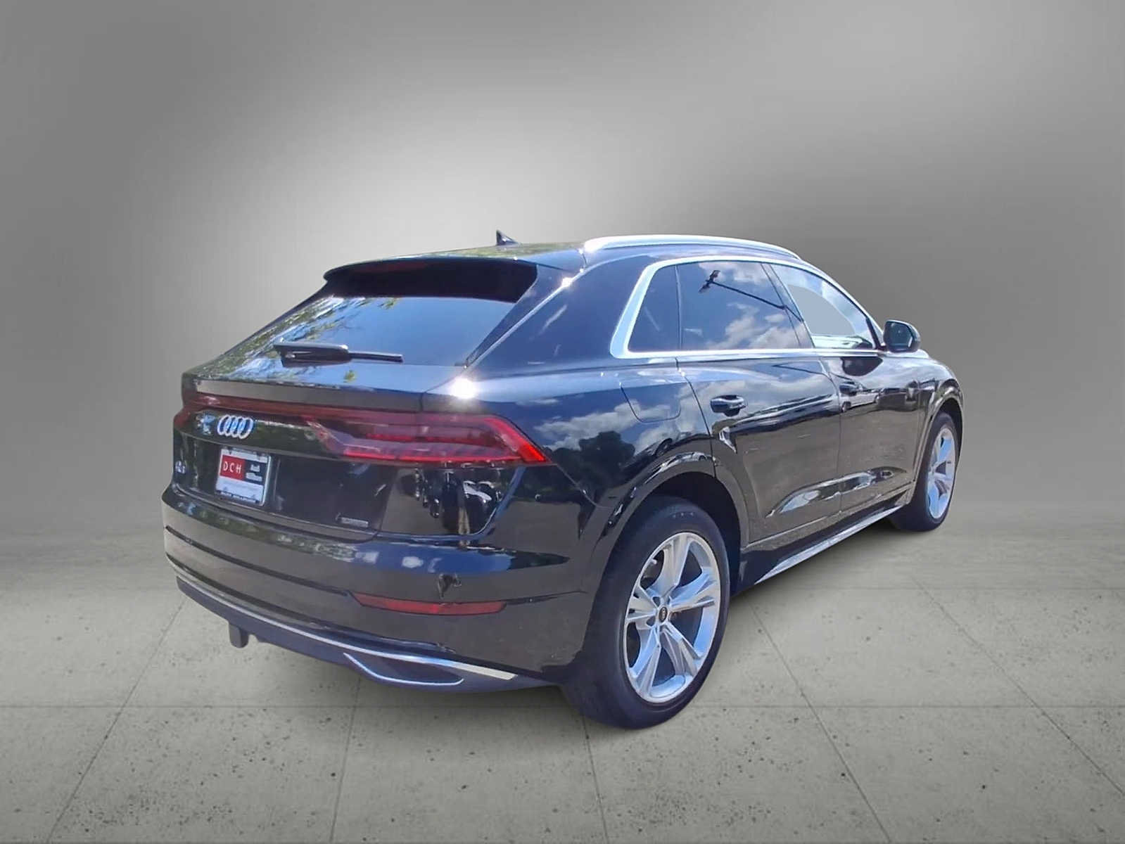 Used 2023 Audi Q8 Premium Plus AWD/4WD image 8