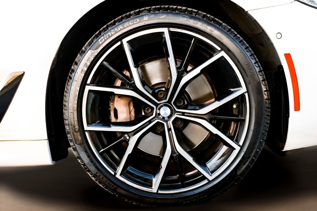 Used 2023 BMW 540i w/ M Sport Package RWD image 37