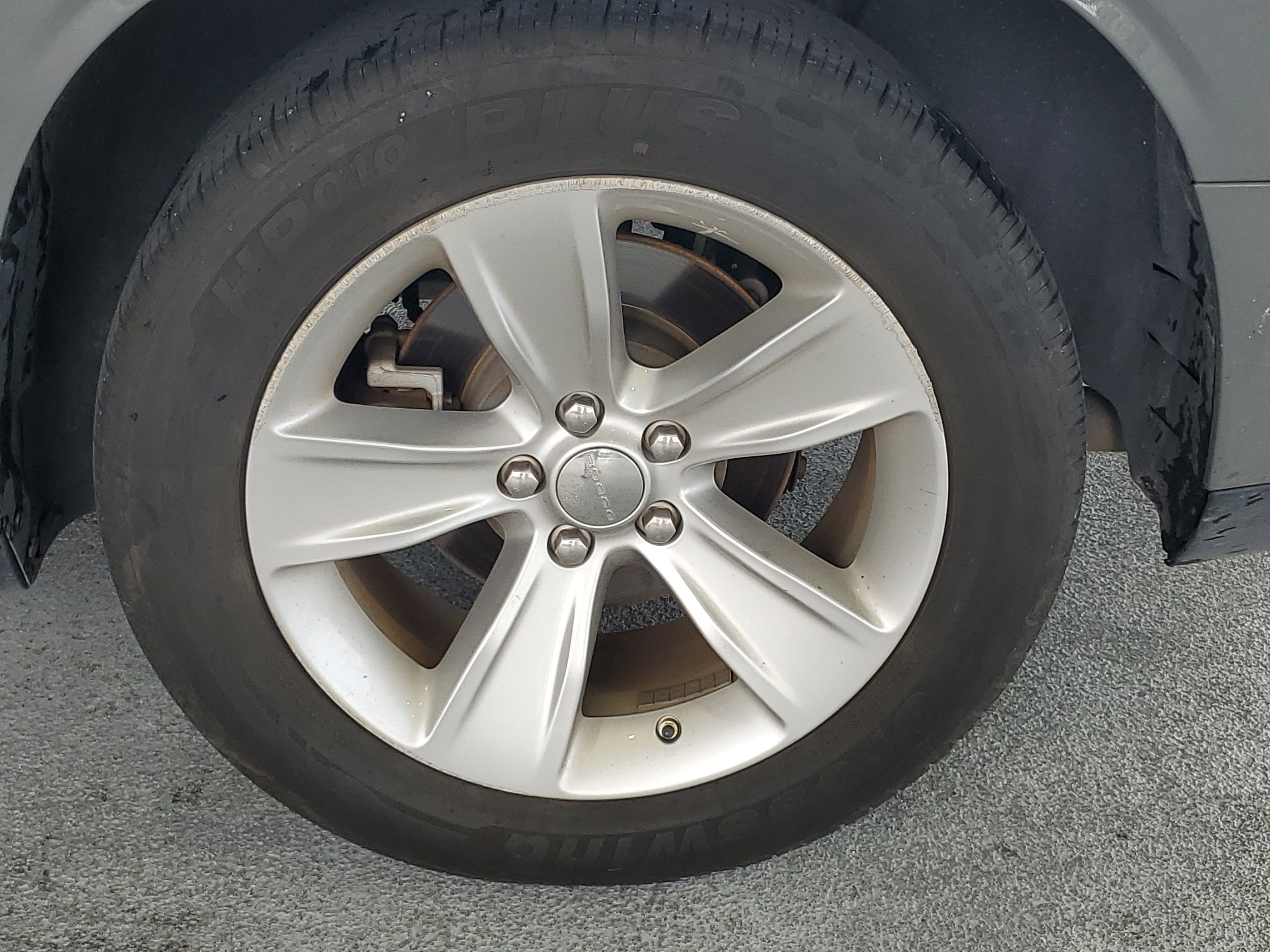 Certified 2023 Dodge Challenger SXT image 6