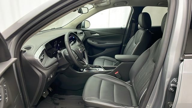 Used 2024 Buick Encore GX Avenir w/ Avenir Convenience Package image 5