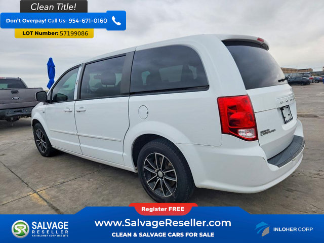 Used 2014 Dodge Grand Caravan SE FWD image 3