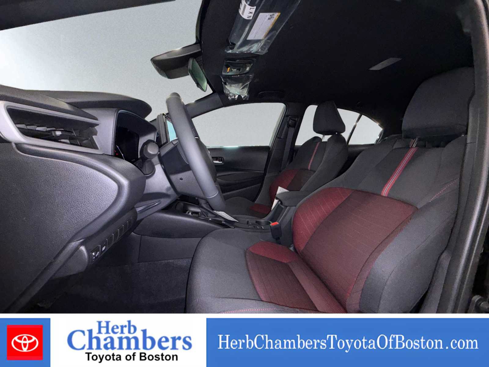 New 2026 Toyota Corolla SE FWD image 6
