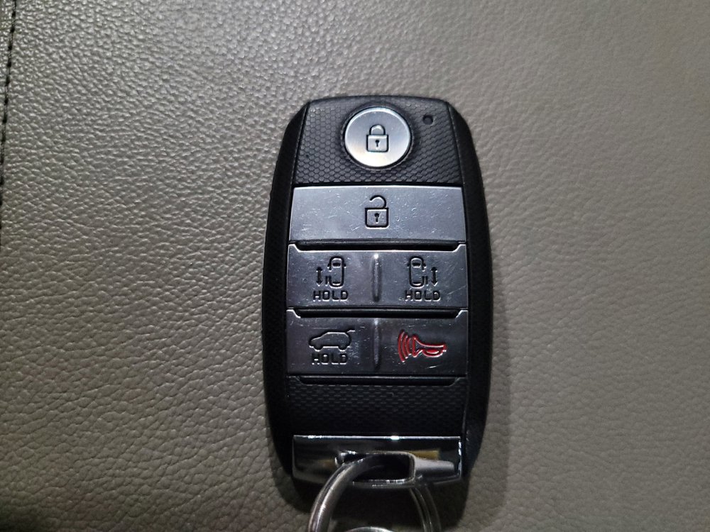 Used 2018 Kia Sedona SX Limited w/ SX Limited Prestige Package FWD image 32