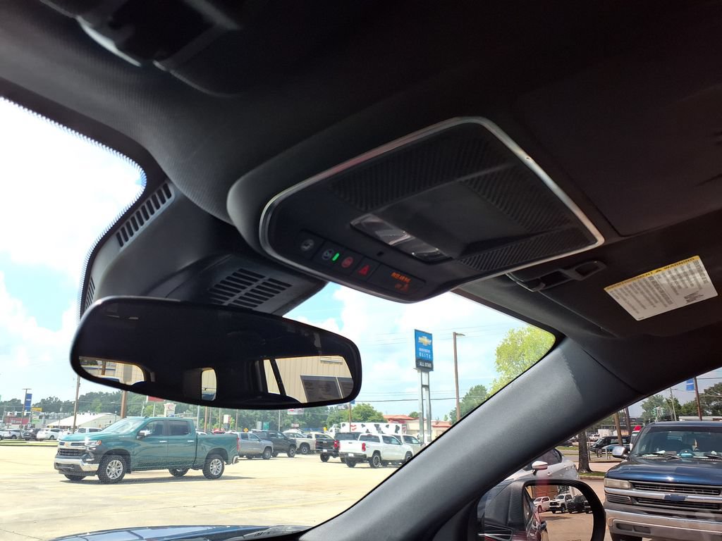 Used 2025 Chevrolet Equinox RS w/ Convenience Package III FWD image 32