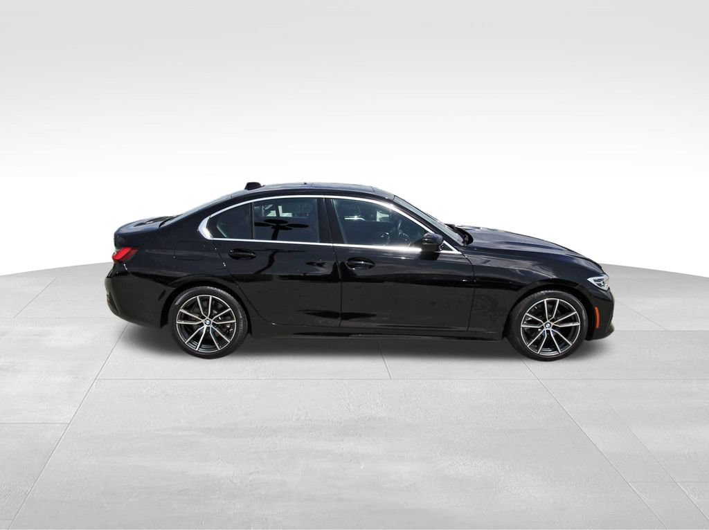 Used 2022 BMW 330i Sedan w/ Driving Assistance Package RWD image 5
