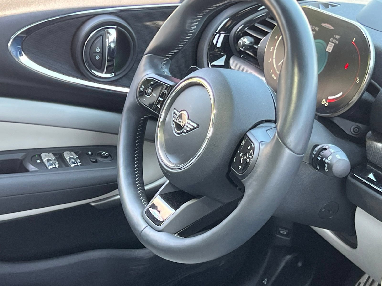 Used 2022 MINI Cooper Clubman John Cooper Works AWD/4WD image 40