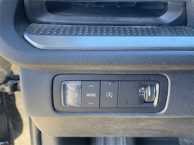 Certified 2025 Chevrolet Traverse LT image 26