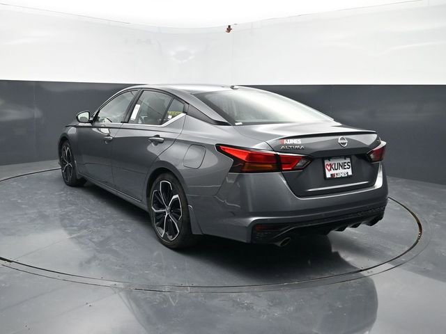 Used 2025 Nissan Altima 2.5 SR image 7