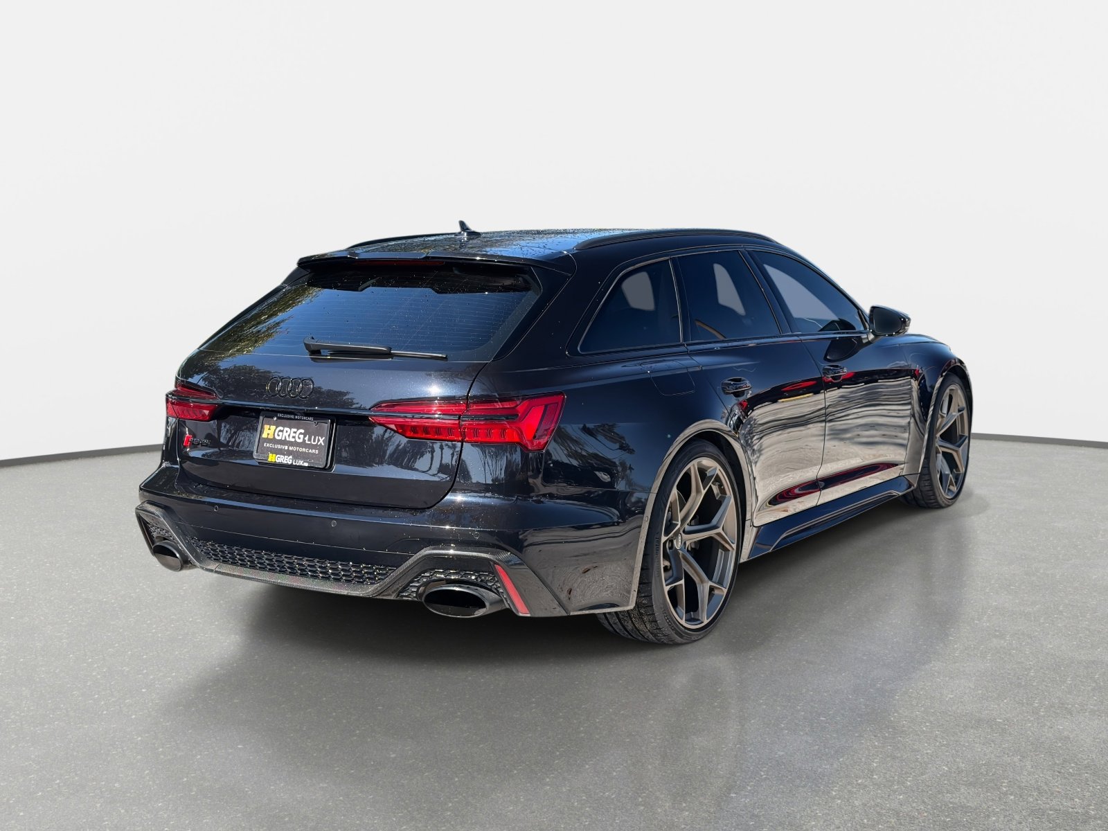 Used 2024 Audi RS 6 performance image 3