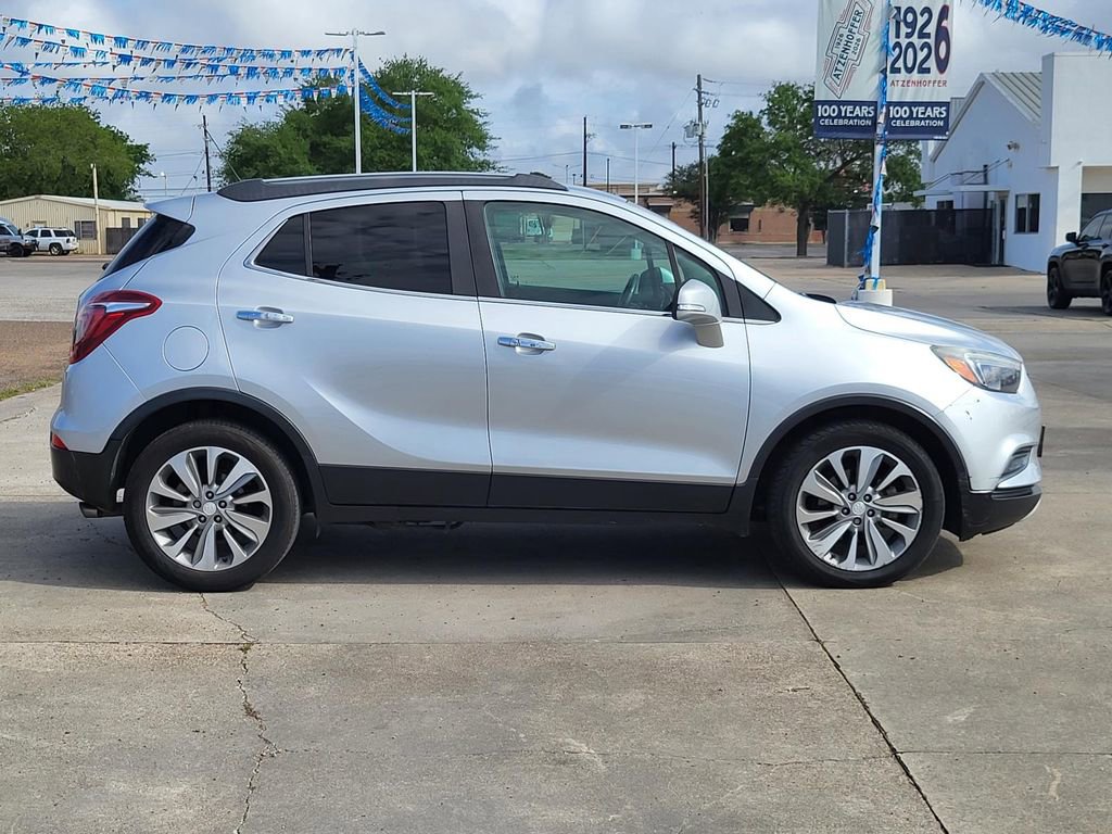 Used 2018 Buick Encore Preferred image 8