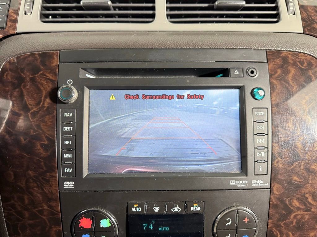 Used 2013 GMC Yukon XL Denali image 19