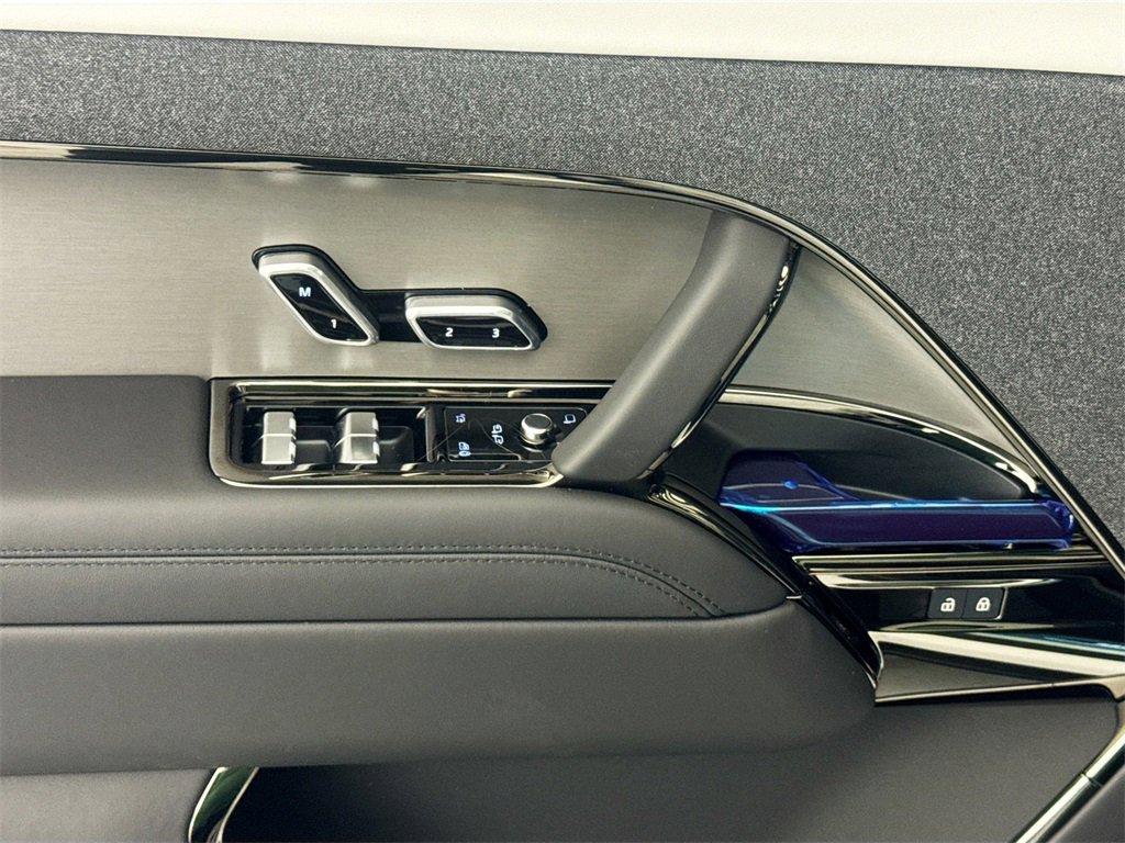 New 2026 Land Rover Range Rover Sport Dynamic SE image 17