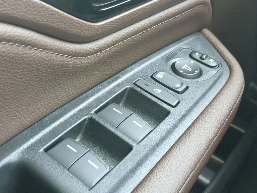 New 2026 Honda Odyssey Touring image 22