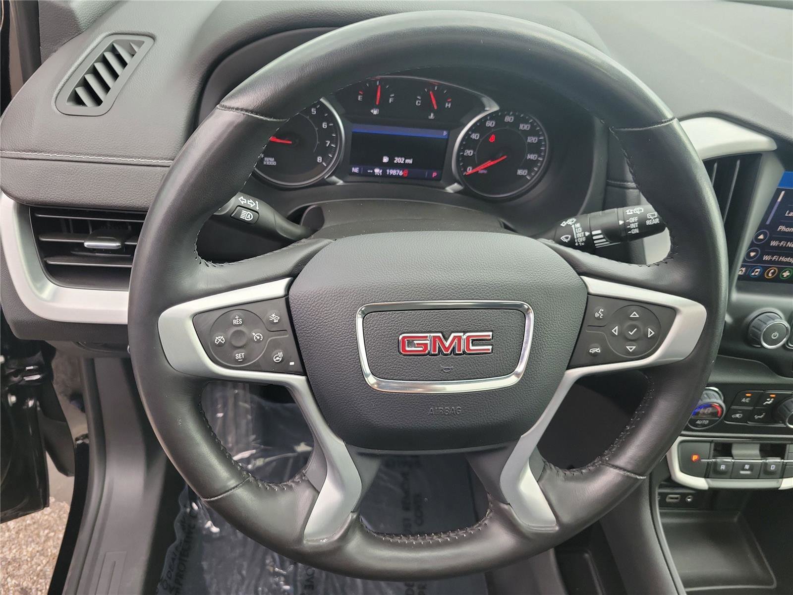 Used 2022 GMC Terrain SLT image 24