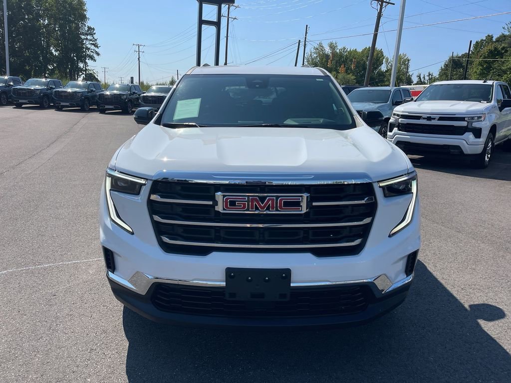 Used 2025 GMC Acadia Elevation FWD image 8