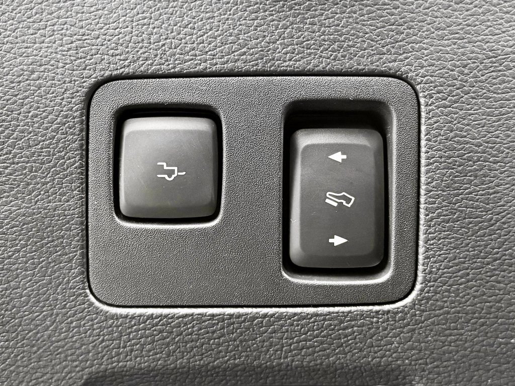 Used 2021 Ford F250 Lariat image 28