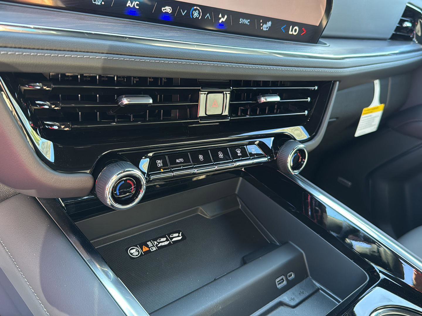 New 2026 Chevrolet Tahoe LT image 24