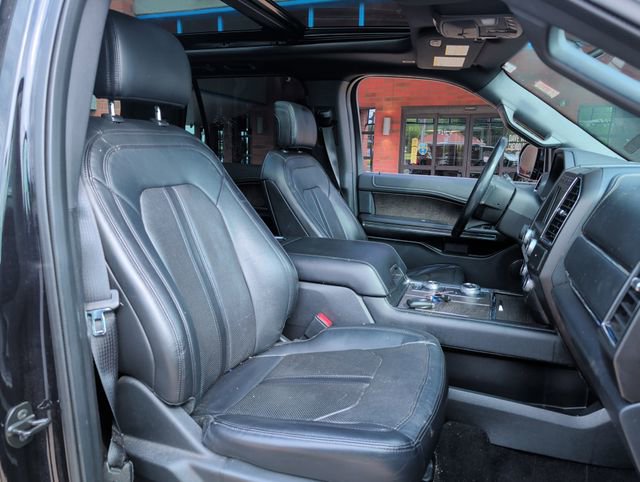 Used 2019 Ford Expedition Max Limited w/ Equipment Group 302A AWD/4WD image 30