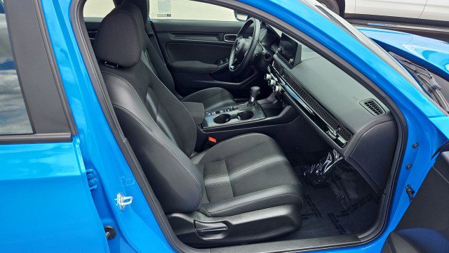 Used 2025 Honda Civic Sport image 27