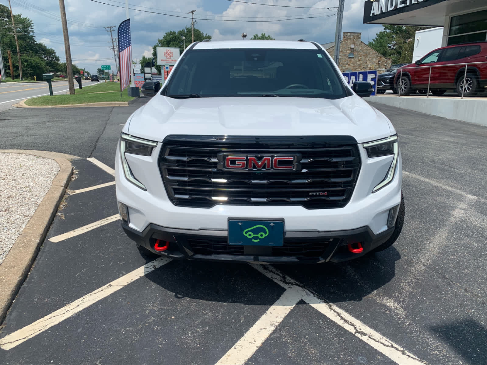 Used 2025 GMC Acadia AT4 AWD/4WD image 2