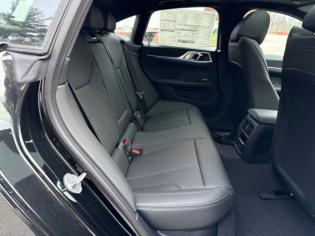 New 2026 BMW i4 xDrive40i image 26