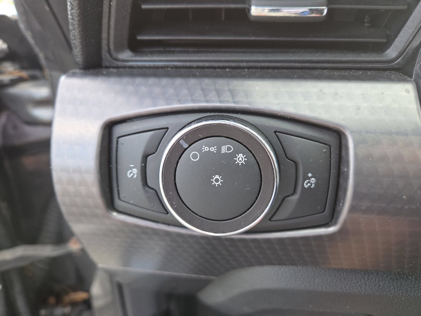 Used 2018 Ford Mustang Coupe w/ Ecoboost Performance Package RWD image 23